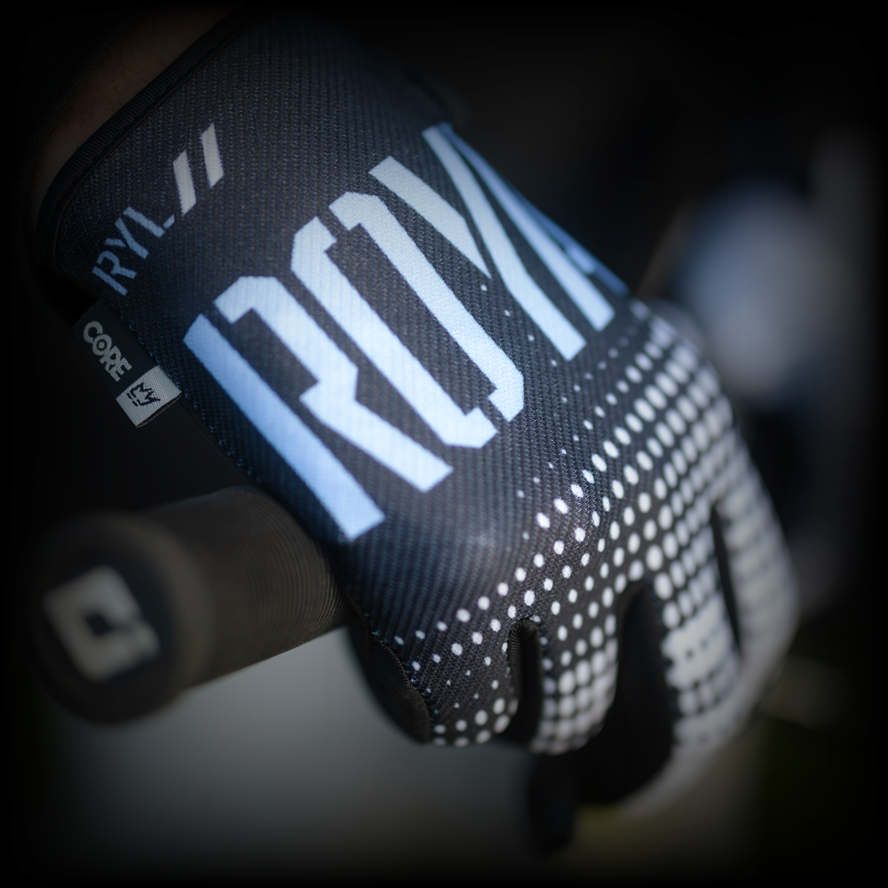 Royal Core MTB Glove - Dot Fade - Black-White
