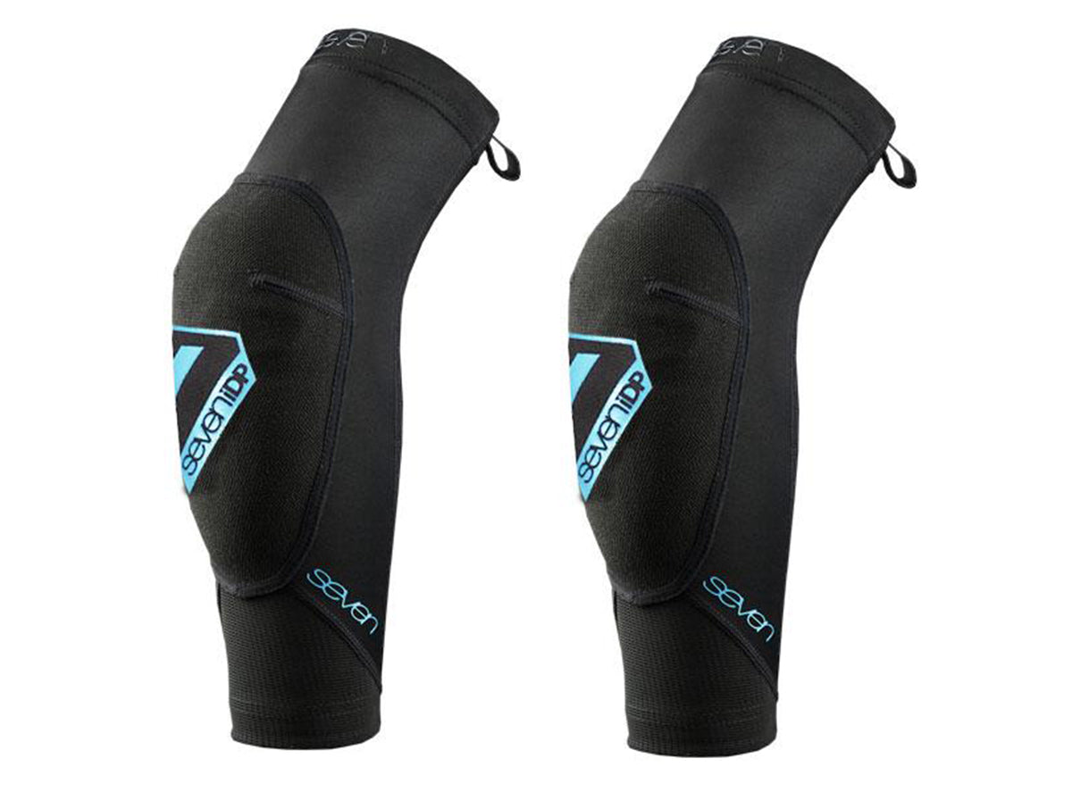 7 iDP Transition Knee Pads - Youth - Black Black Small/Medium