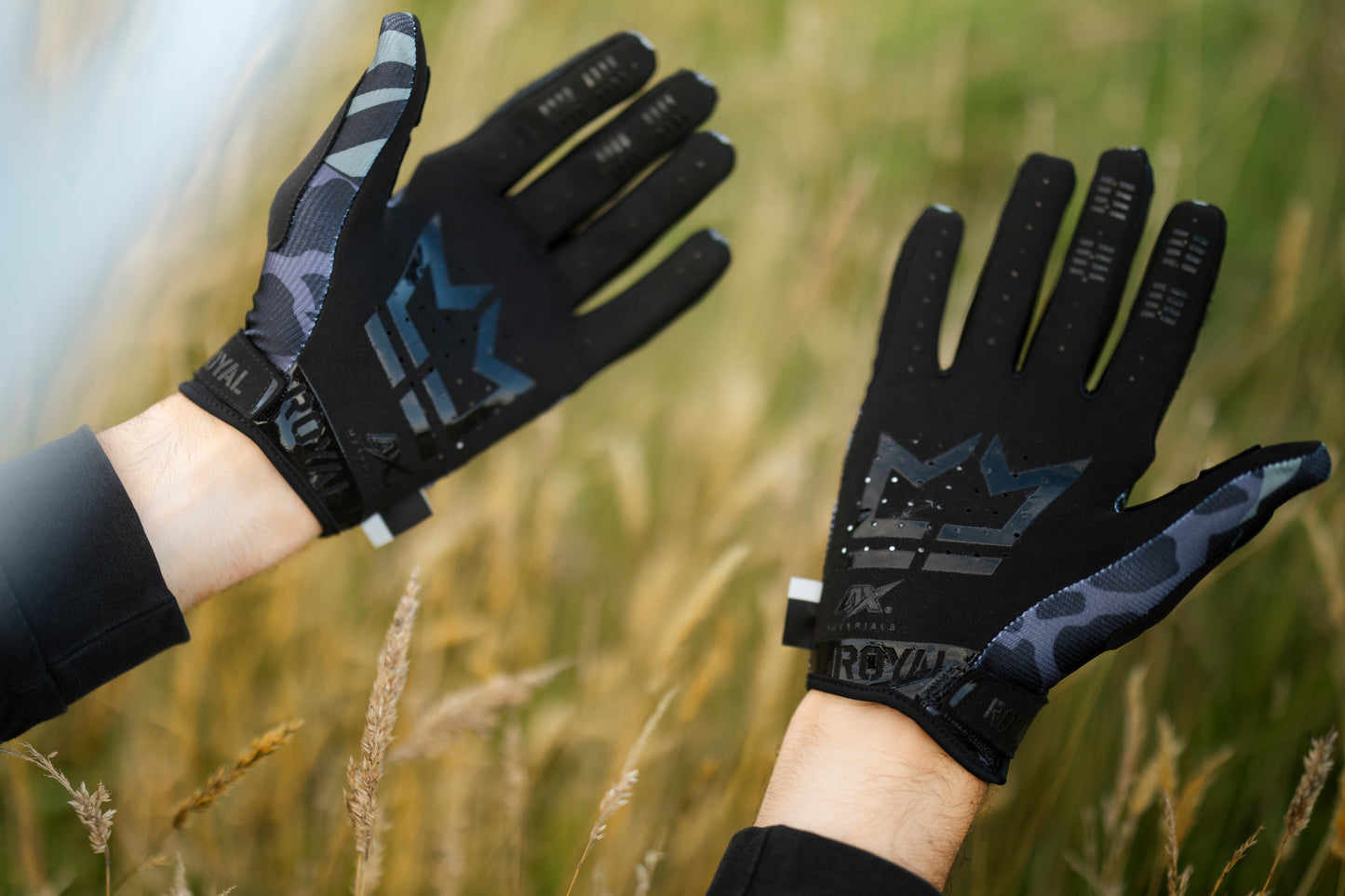 Royal Core MTB Glove - Skin Olive-Black