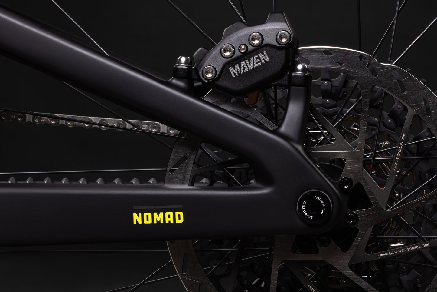 Santa Cruz Nomad Carbon MX - 90 Kit - Matt Black - 2026