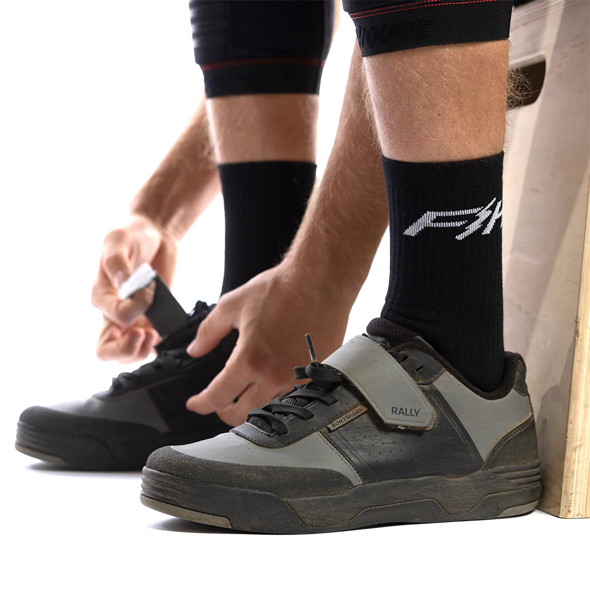 Fasthouse Outland Sock - Heather Charcoal