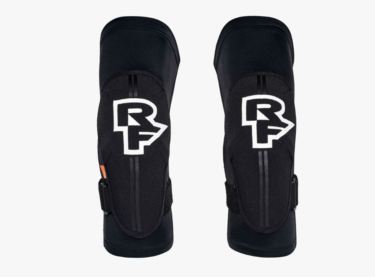 Race Face Indy Knee - Stealth - 2022 Stealth X-Small