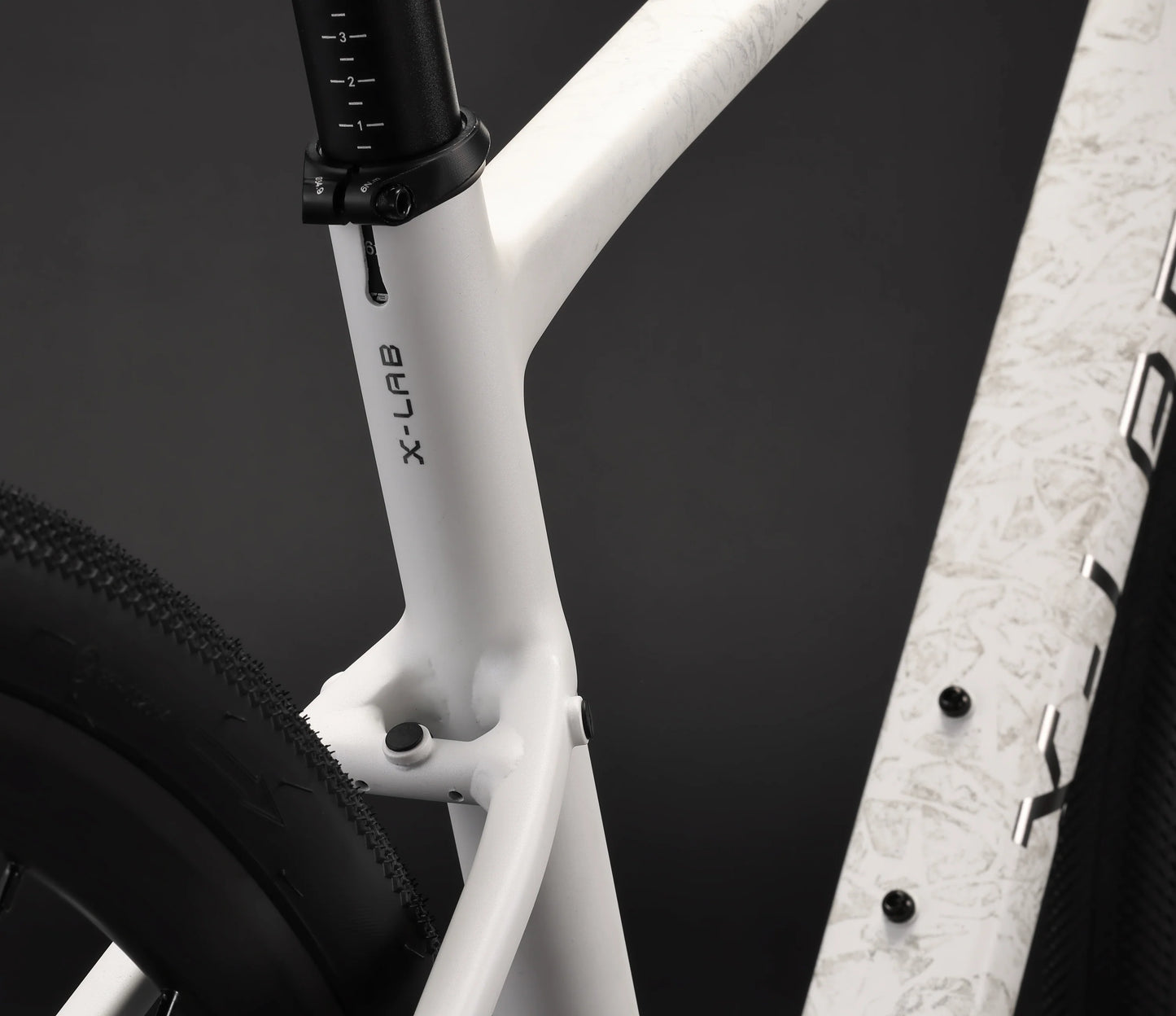 X-Lab SP3 700c - Frostbite White