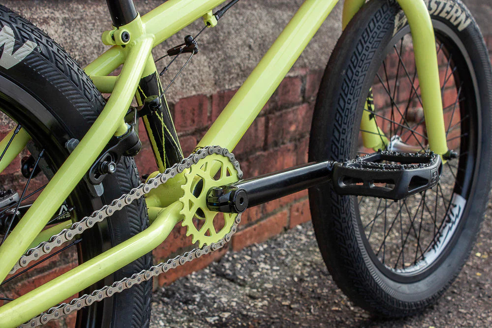 Eastern Nightwasp 20" BMX - Neon Yellow