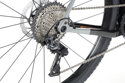 Haro Buzzard Carbon 3 700c - Gloss Jet Black and Gray-Copper