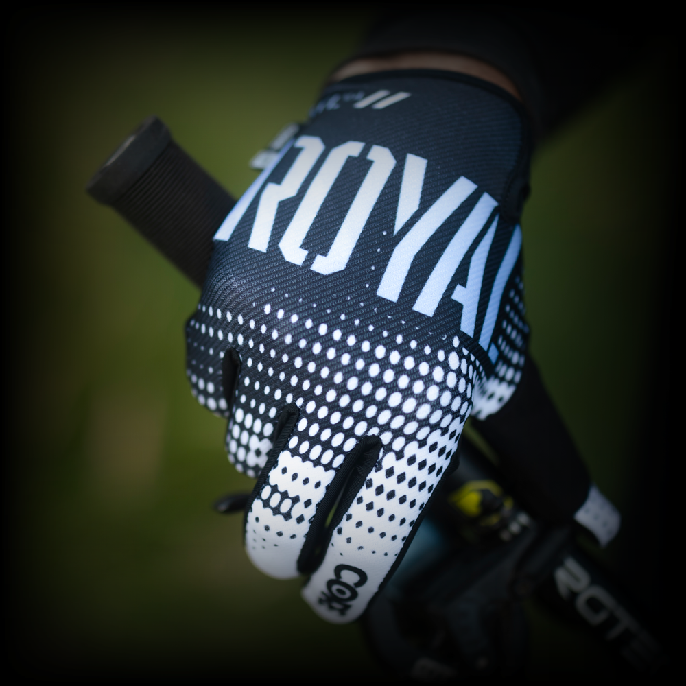Royal Core MTB Glove - Dot Fade - Black-White