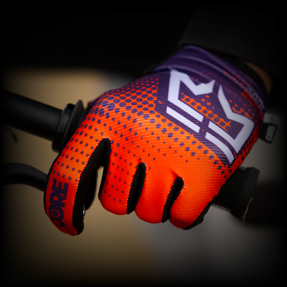 Royal Core MTB Glove - Dot Fade - Red-Purple