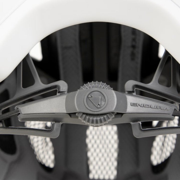 Endura Hummvee Plus MIPS MTB Helmet - White