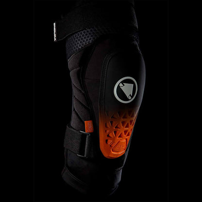 Endura MT500 Hard Shell Knee Pad - Black