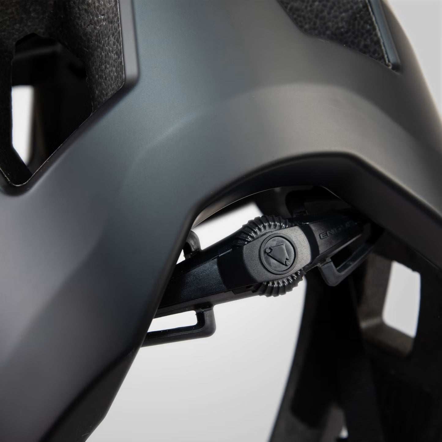 Endura SingleTrack MIPS Full Face Helmet - Black