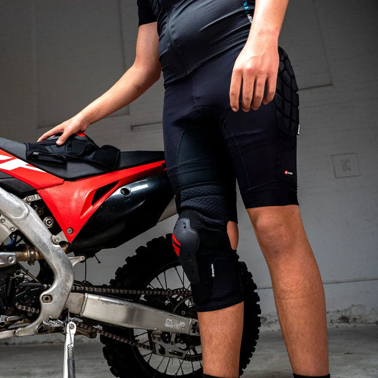 G-Form MX Short - Black