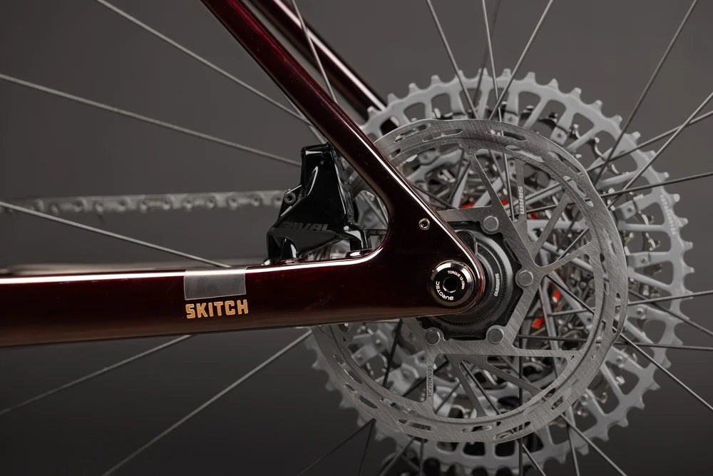 Santa Cruz Skitch CC 700c - Apex - Oxblood - 2025