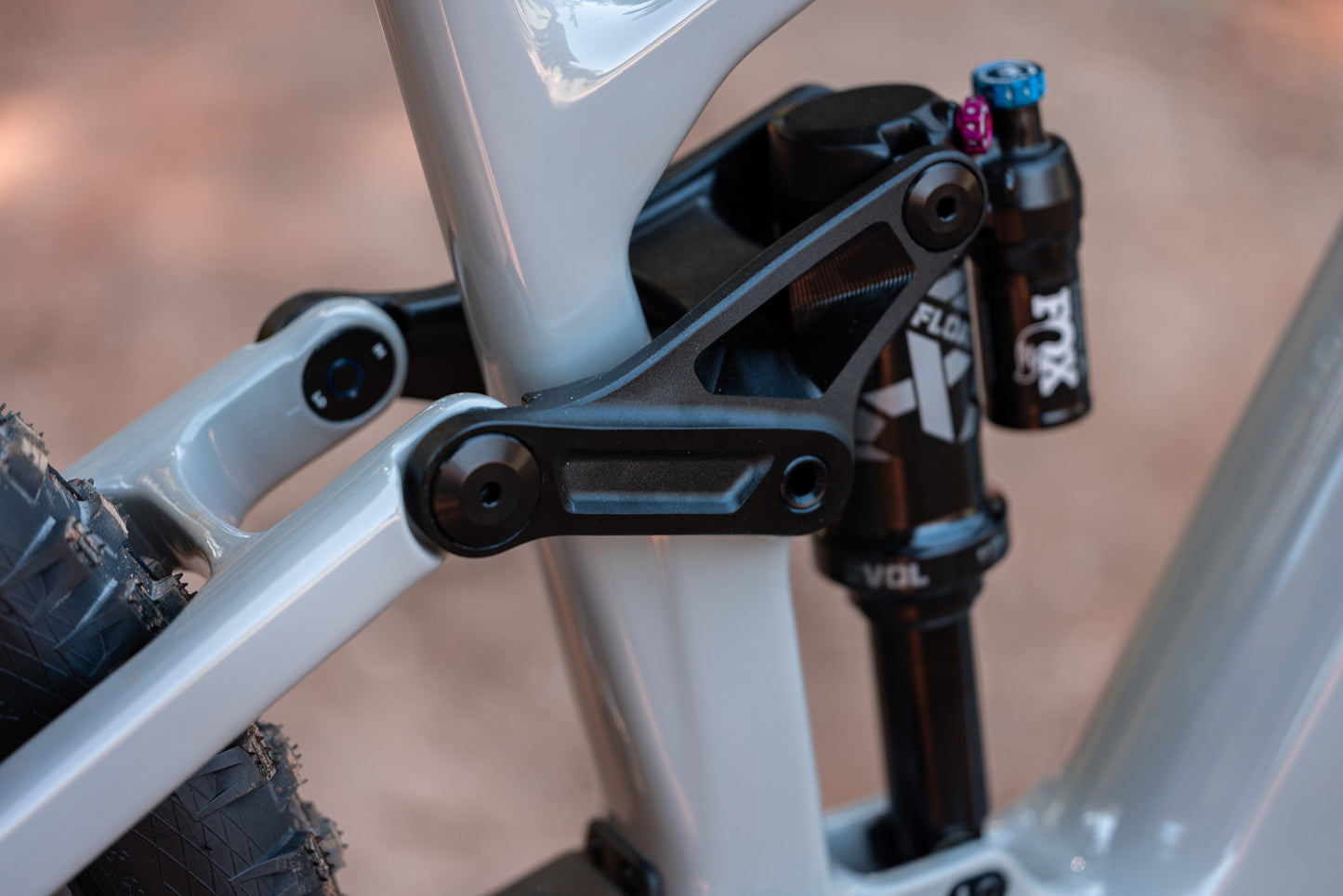 Santa Cruz Vala Carbon MX - S Kit - Gloss Gray - 2025