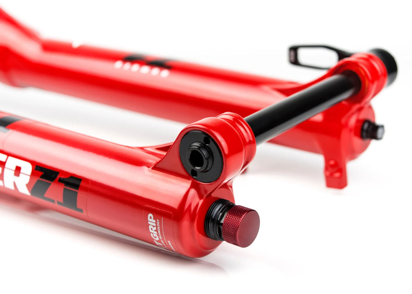 Marzocchi Bomber Z 170 29 15QRx110 - Red - 2026