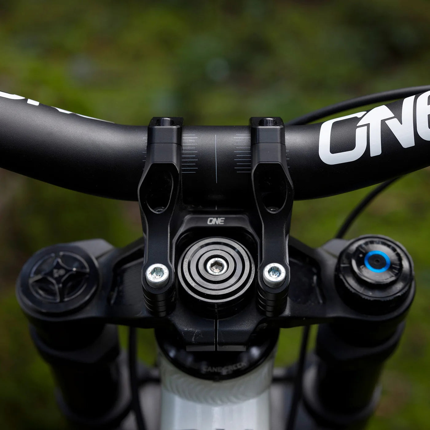 OneUp V2 Carbon Handlebar - Black