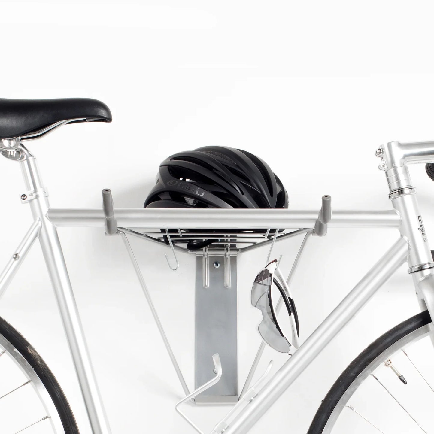 Delta Wall Mount Rack With Shelf