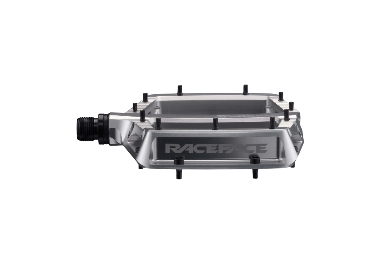 Race Face Turbine Flat Pedal - Silver