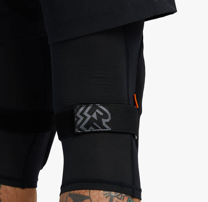 Race Face Indy Knee - Stealth - 2022