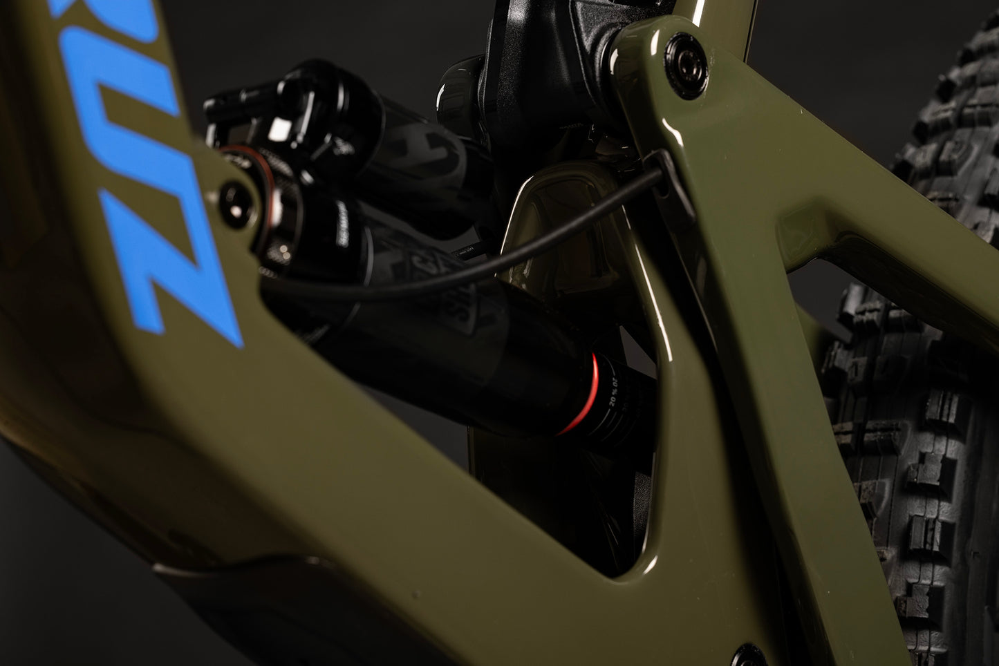 Santa Cruz Bronson 4.0 Carbon CC MX - XT Kit -  Gloss Moss