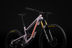 Santa Cruz Nomad Carbon MX - S Kit - Gloss Gypsum